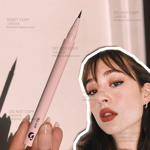 液体眼线笔 现货Glossier Tip 眼线液笔 Pro 一笔成型黑色