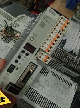 驱动器LECSA2-S1 拆机包好 成色新 包好。墨