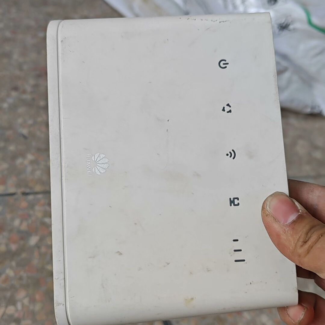 无线数据终端B311As-853 实物拍摄 功能正常 送