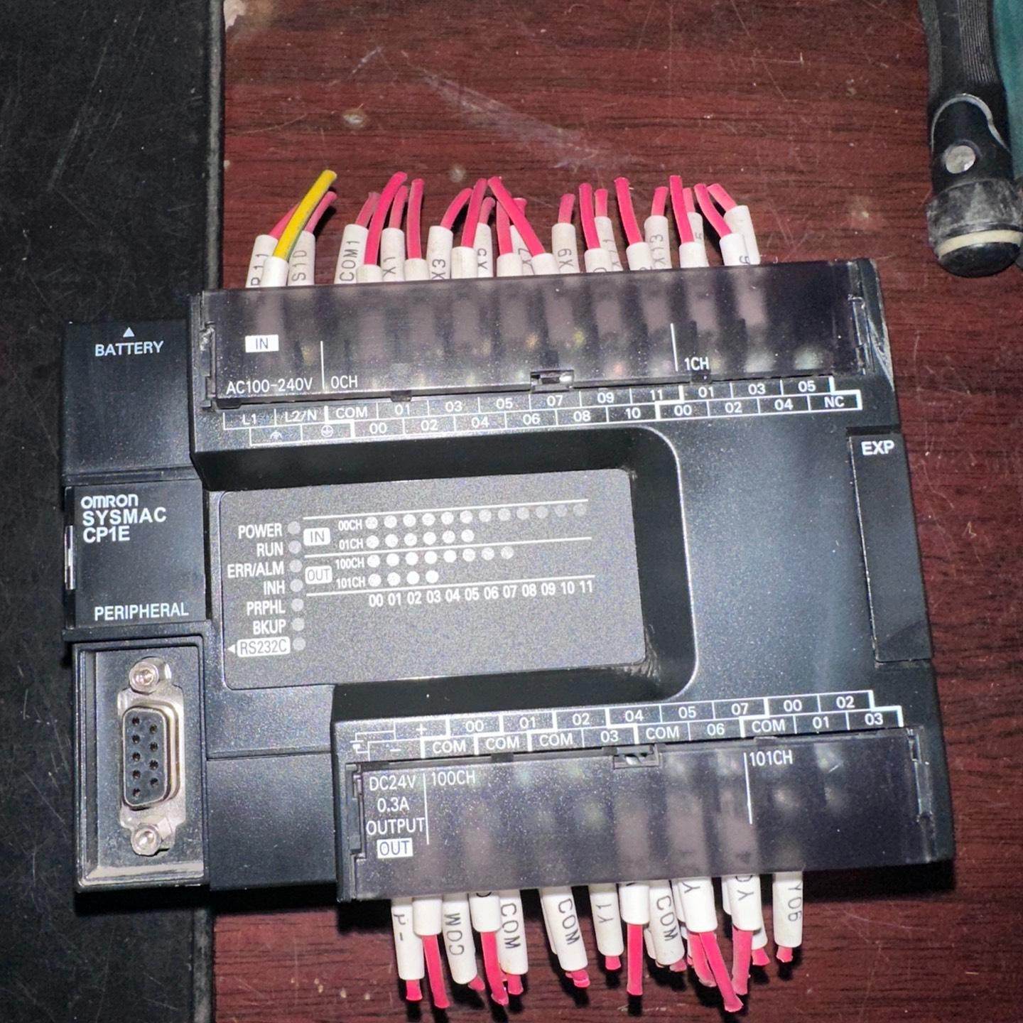 新版本PLC  CP1E-E30SDR-A  1.3版