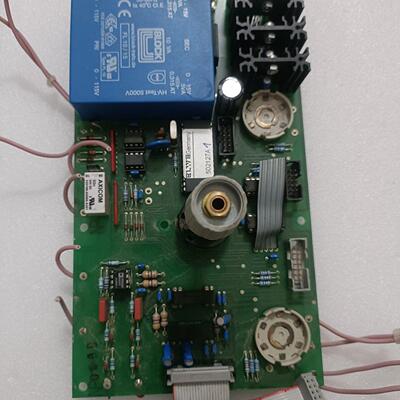 德国仪器拆机+5ｖ+-15ｖ直流稳压电源板一块