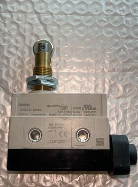 龙行程开关D4MC-5020 日本 10A 250V
