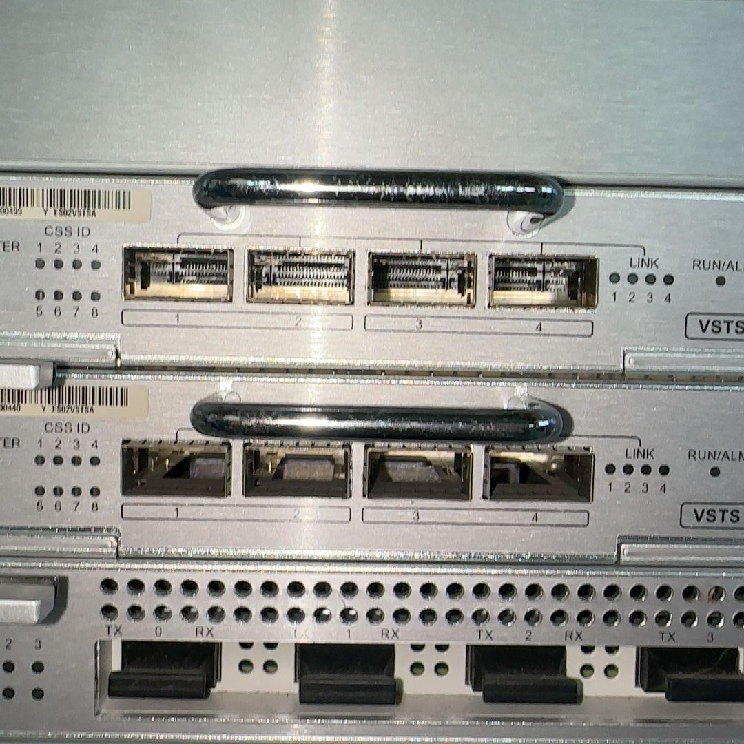 ES02VSTSA集群业务子卡适用于S7706。这个卡有