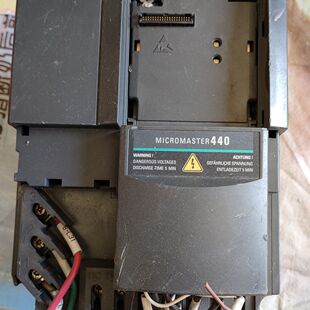 实物 2BA1440变频器 6SE6440 2UD22