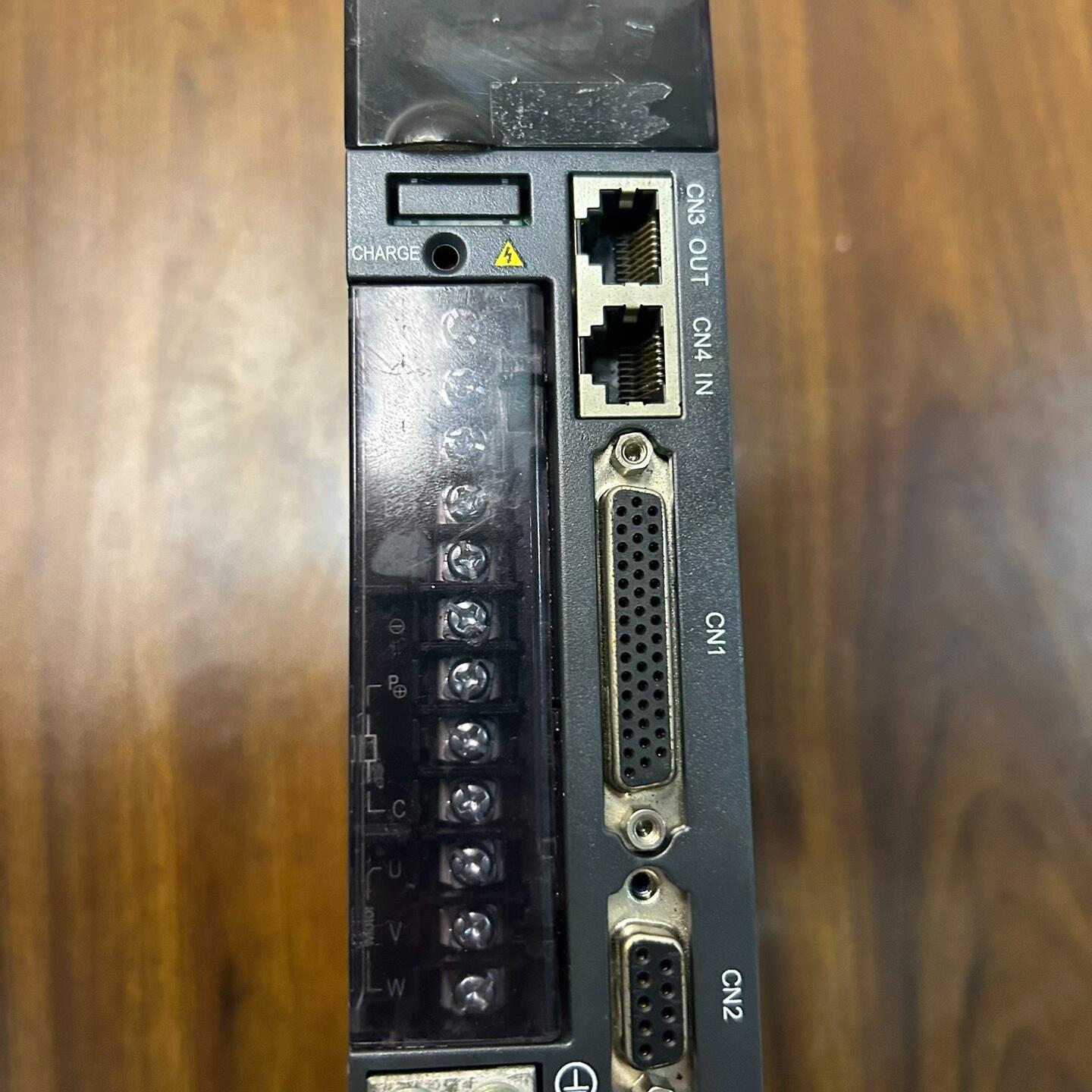 汇川驱动器IS620NS2R8I伺服驱动器 功能包好 成色如