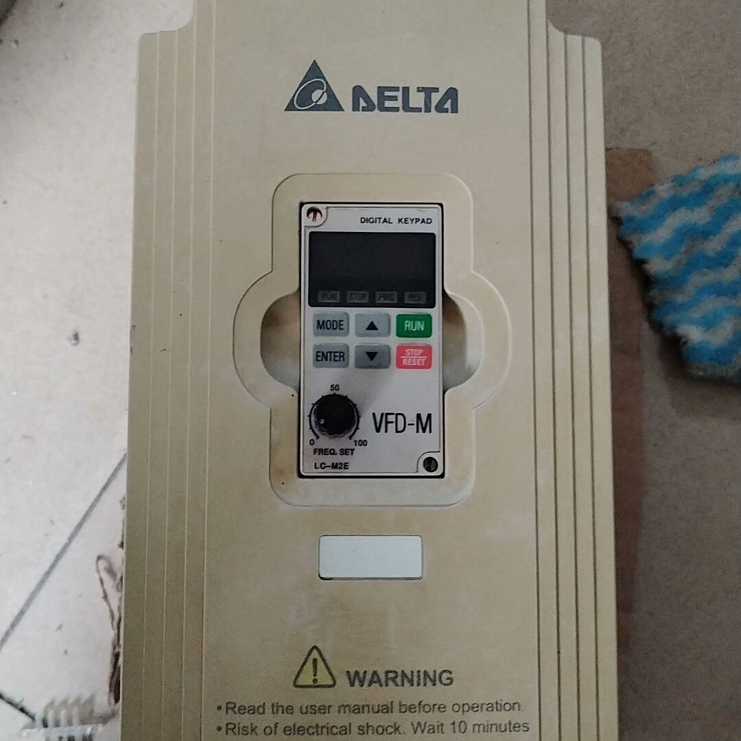 台达变频器VFD037M43A   3.7KW380V