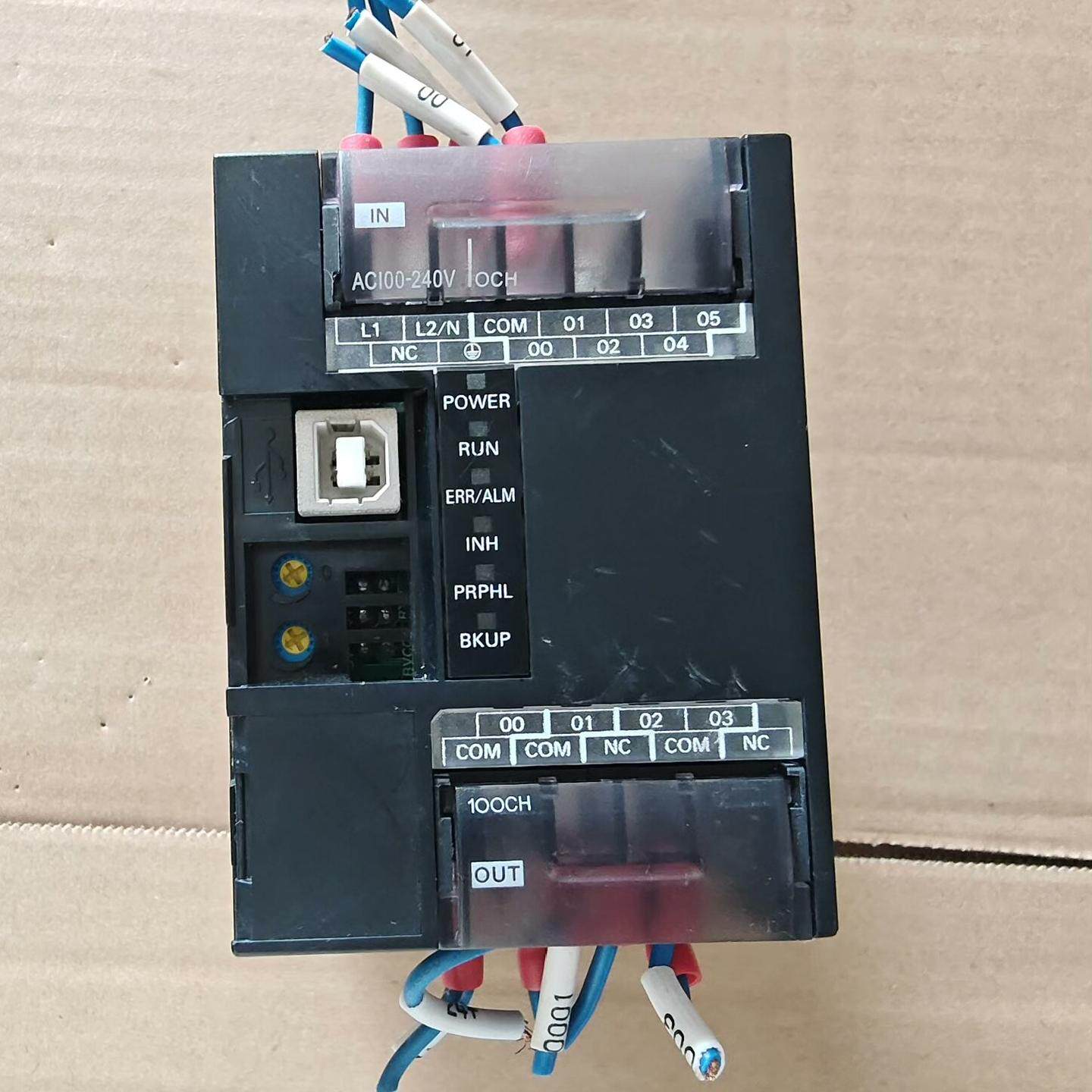 PLC CP1E-E10DR-A  实物拍摄 功能正常