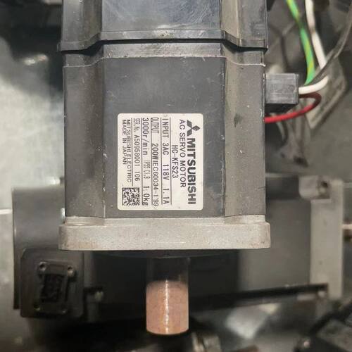 HC-KFS23伺服电机200W 拆机 质量包好 实