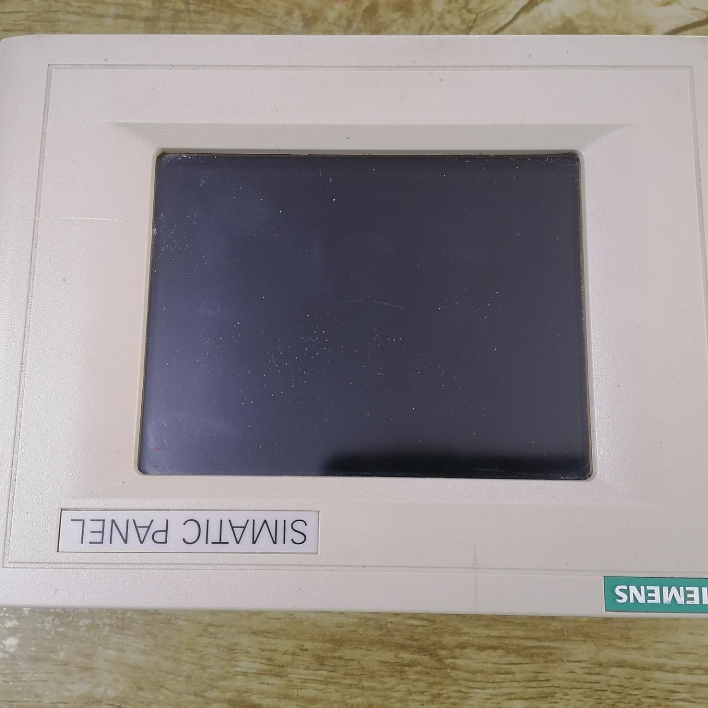 触摸屏 6AV6  545-0BC15-2AX0 通电