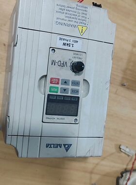 台达VFD-M系列变频器 型号VFD015M43B 。