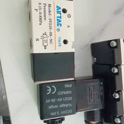 电磁阀3V210-08-NC  成色如图 功能