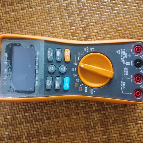 U1273a万用表