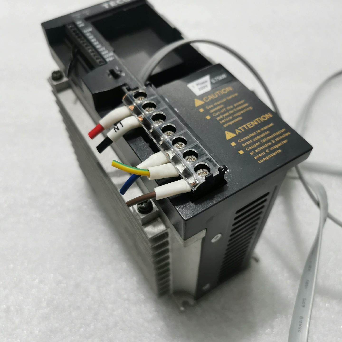 #电子 器件 拆机东 变频器0.75KW/220V S3