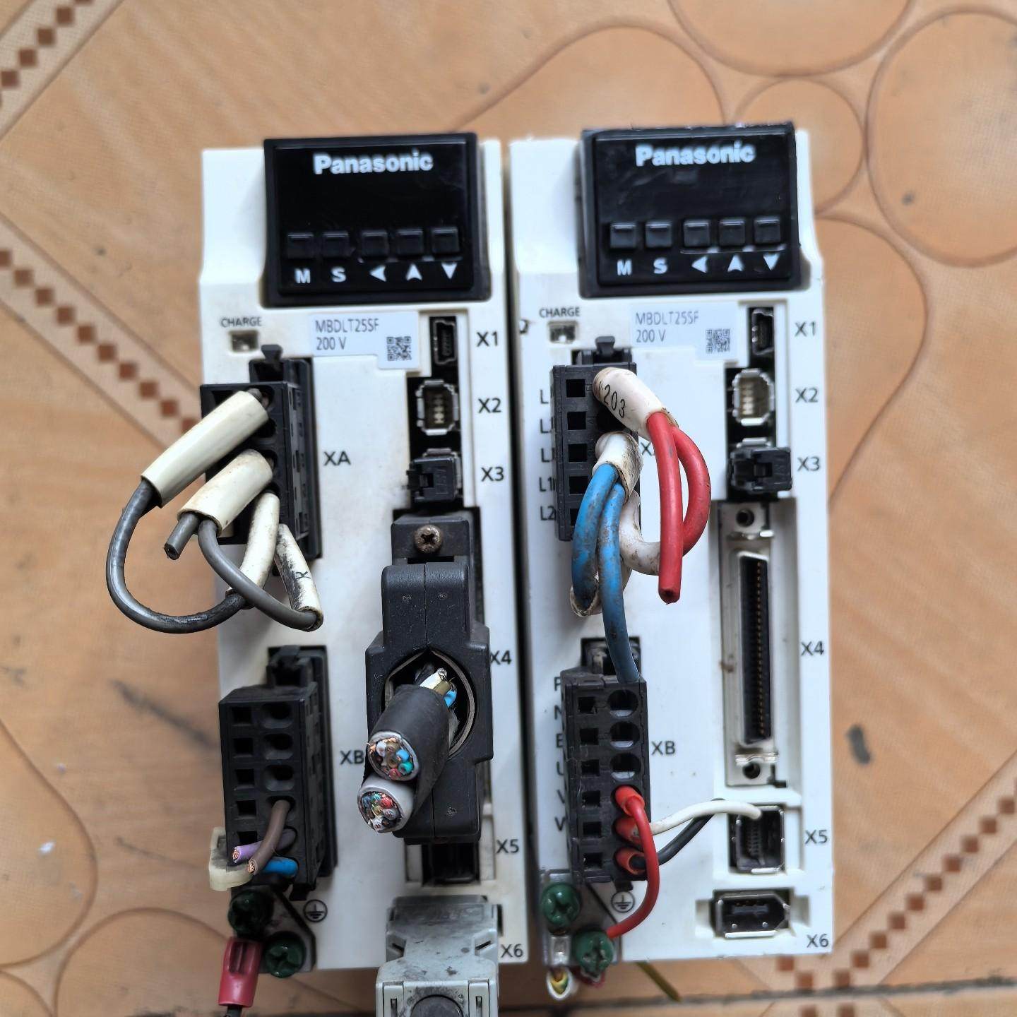 A6驱动器 MBDLT25SF  400W 拆机下来 成