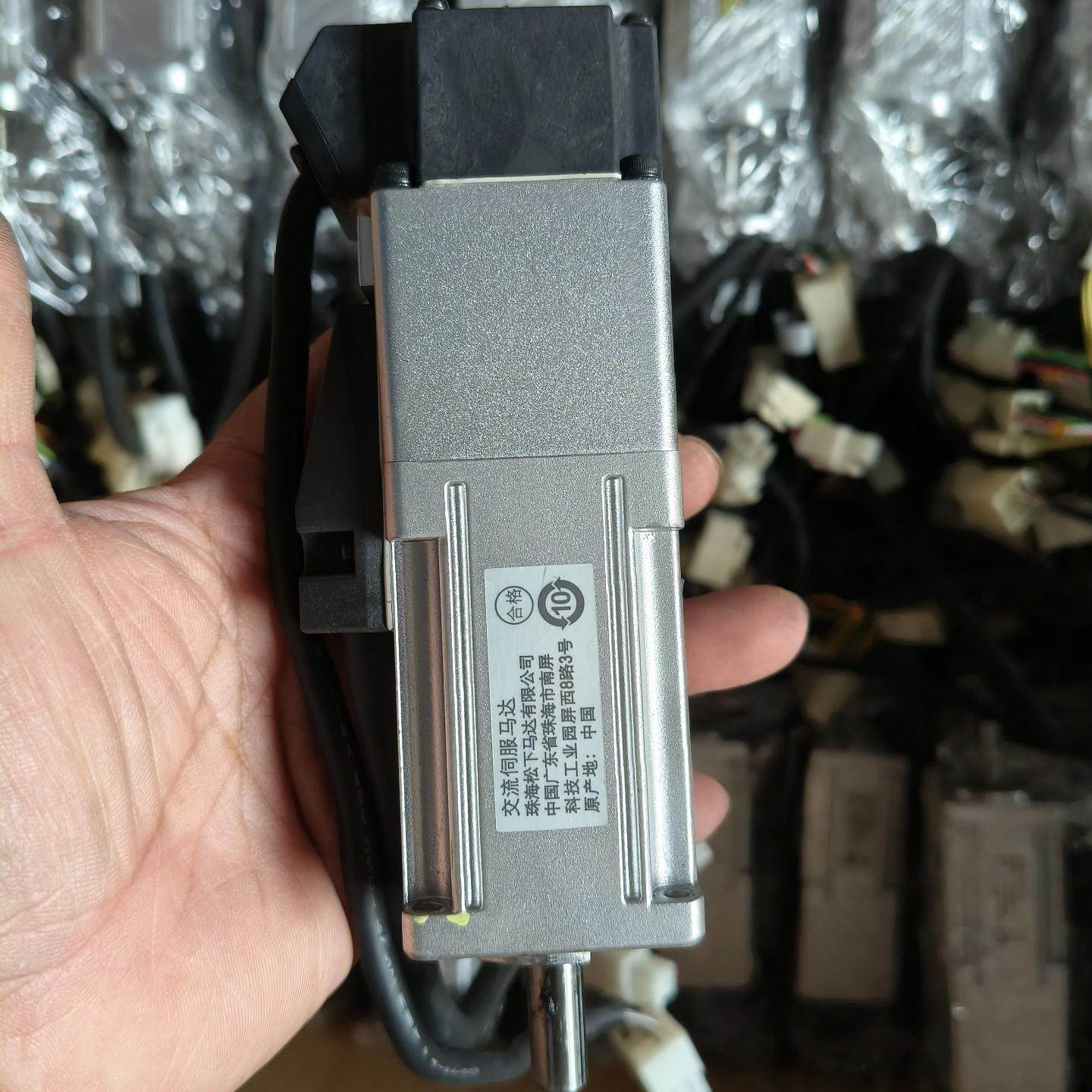 【打包处理】MSMF012L1V2M  A6伺服100W