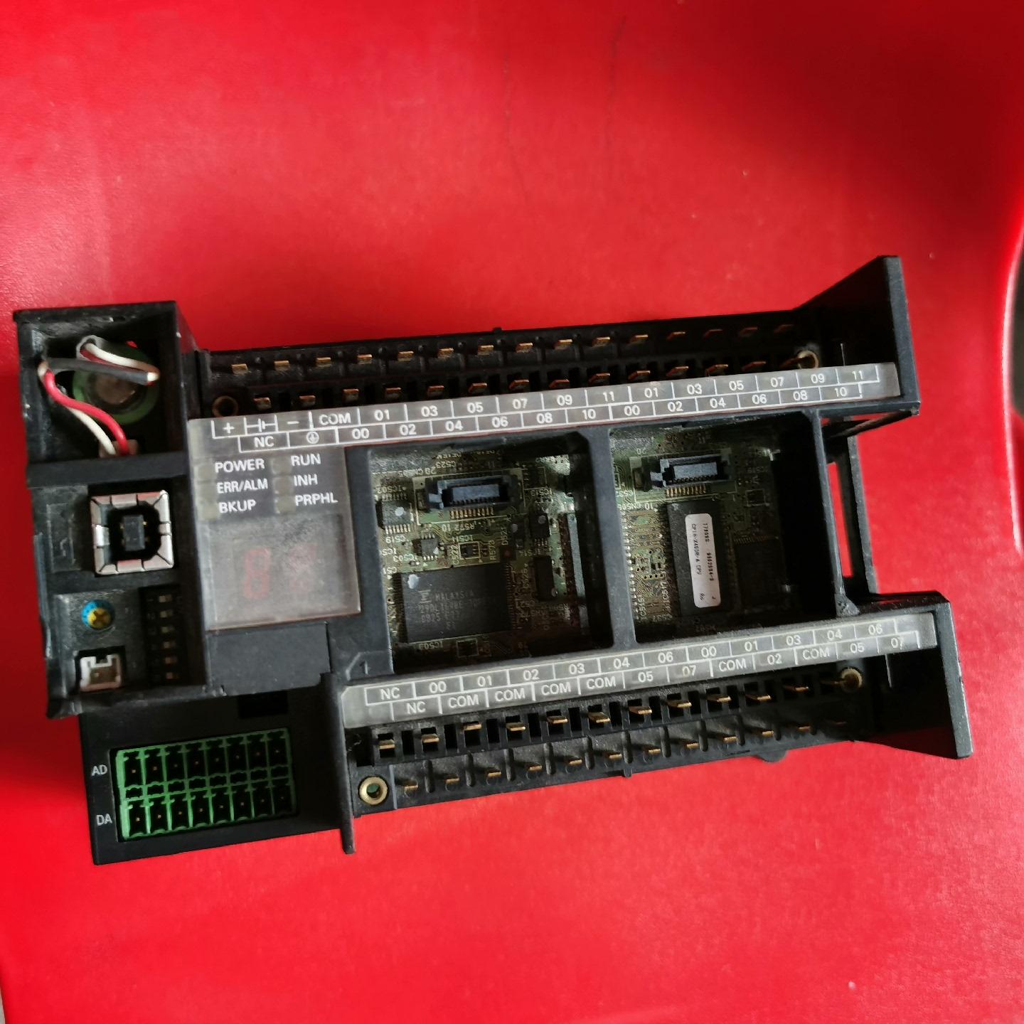 CP1H-XA40DT-DPLC编程控制器