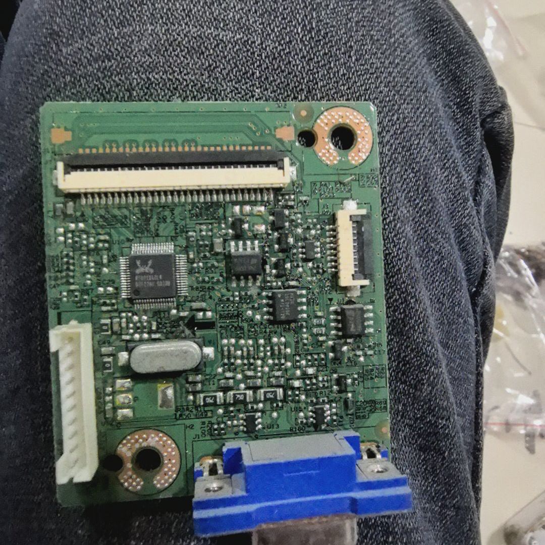 宏基显示器驱动板 带VGA接口 绿色PCB板！主板完整无损