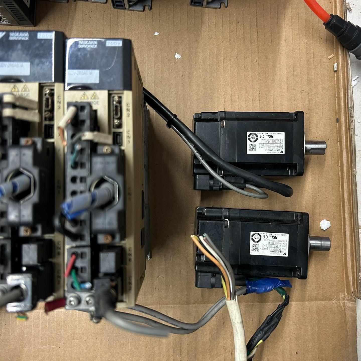 拆机安川伺服驱动器SGDV-2R8A01A 400w