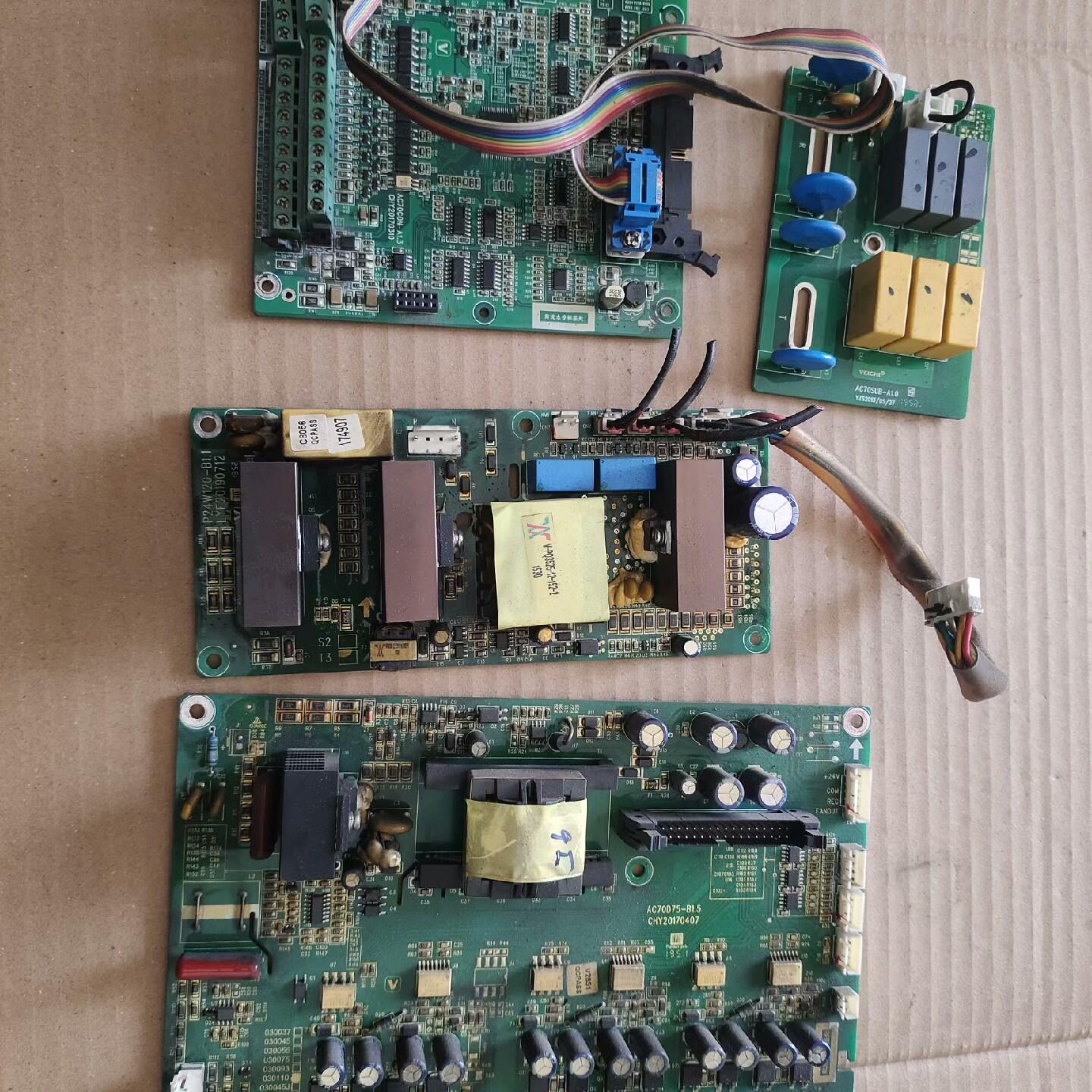 伟创变频器AC70-T3-110G/132P 一套线路板 主