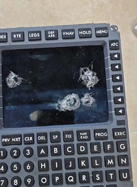 飞机拆机MCDU控制显示单 型号2887-16-1 系统集