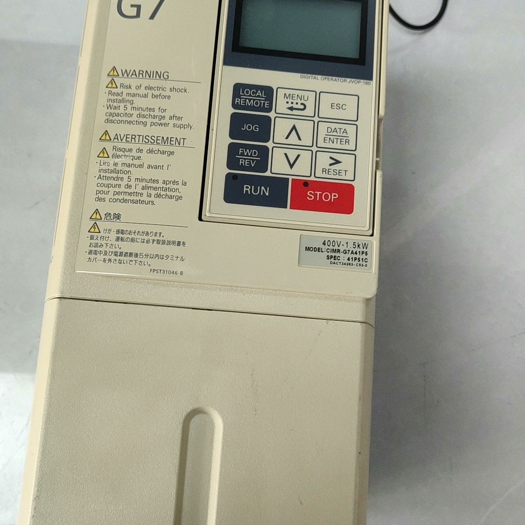 安川变频器1.5KW CIMR－G7A41P5 实物拍摄成色