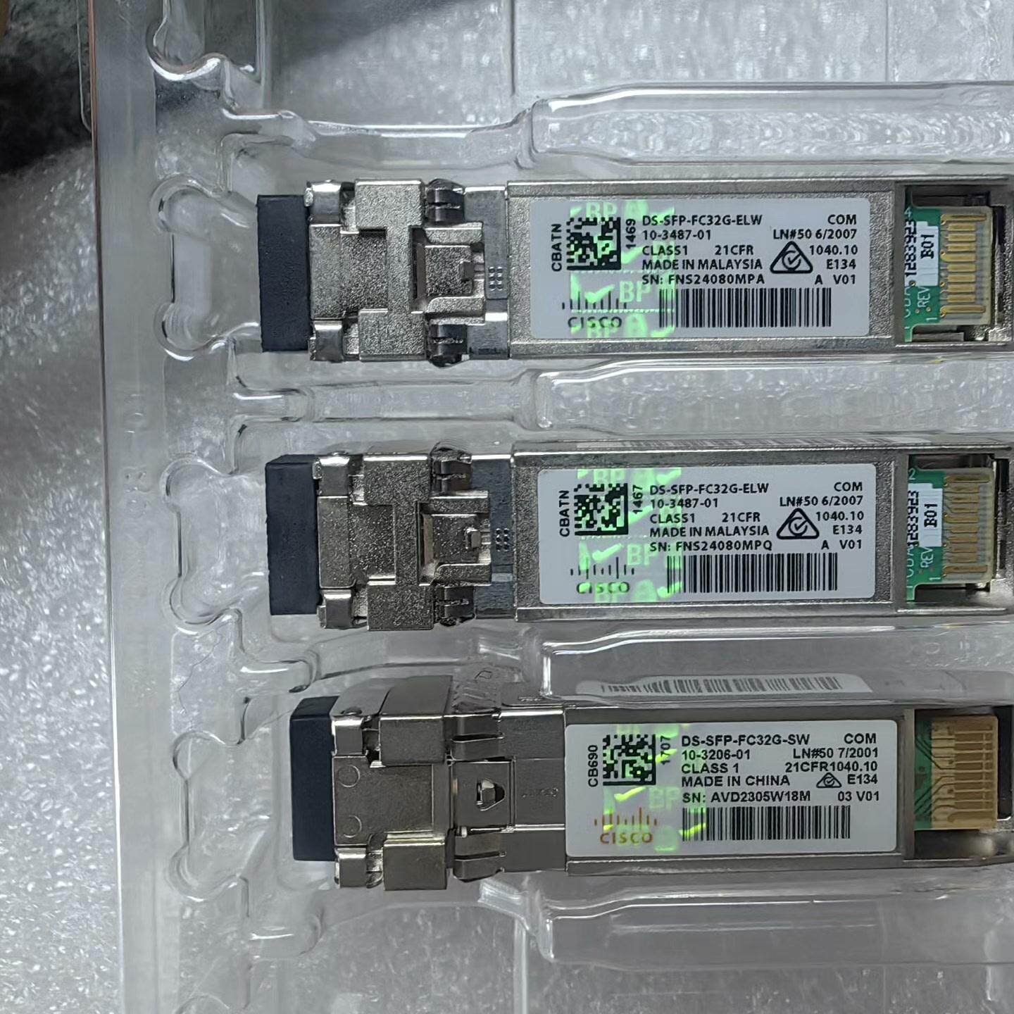 光模块 型号DS-SFP-FC32G-ELW和DS-SF