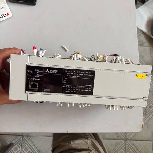 PLC FX5U-80MT/ES  功能包好 接
