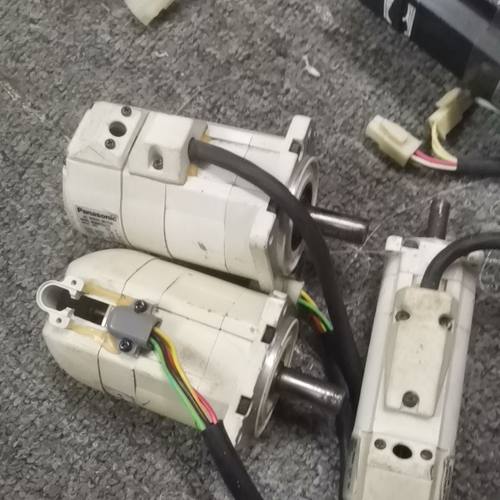 MSMA022A1G两台配件 轴可以转动