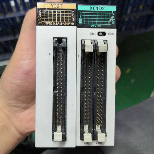 PLC模块 FP2-X64D2 Y32T拆机实物图