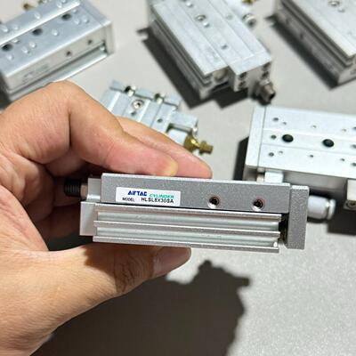 滑台气缸 HLSL8x30SA 外观很新 功能