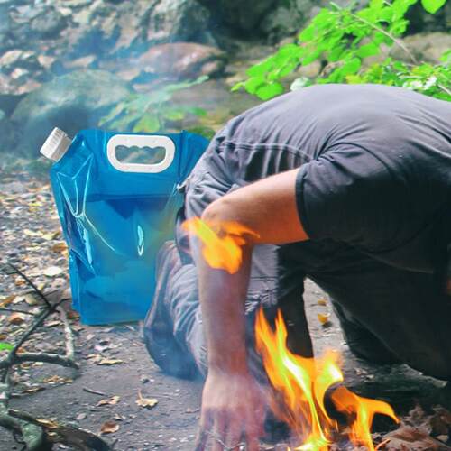 新款直销装水袋子可折叠袋野外水囊车载折叠水桶户外专业水塑料pv