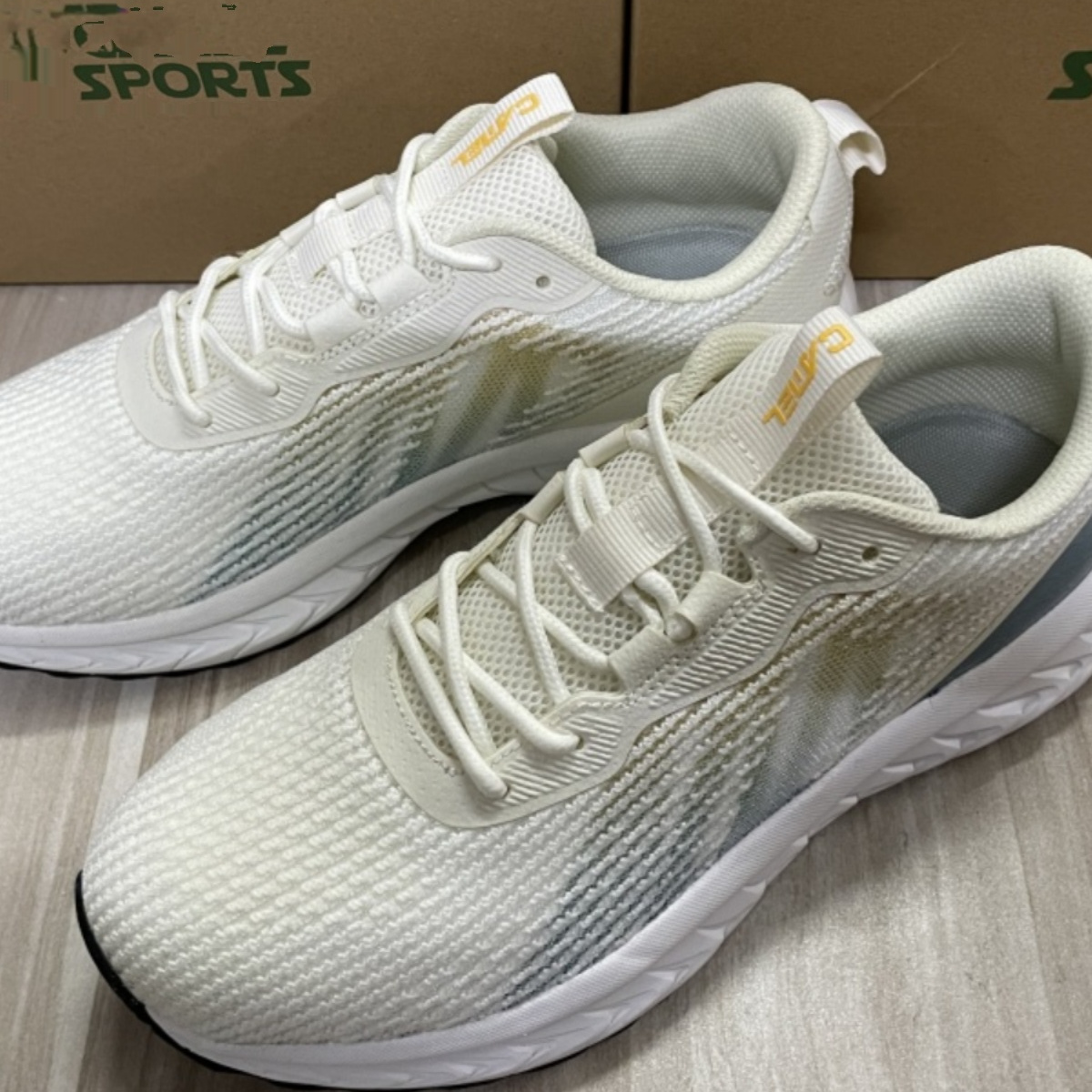 男士全地形减震运动跑步鞋