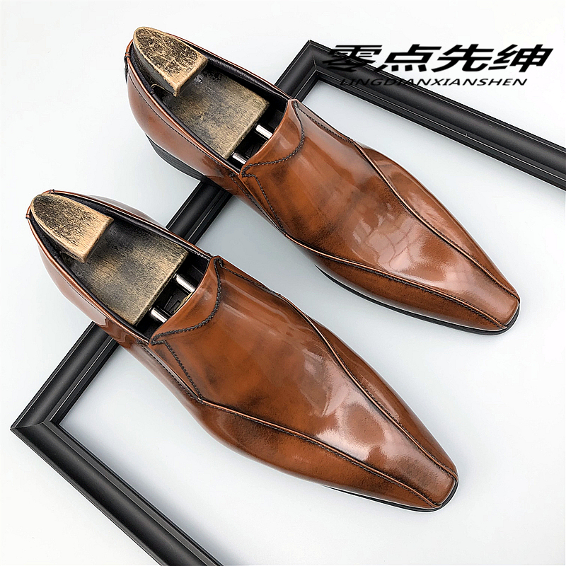 亮面漆皮青年发型师尖头皮鞋男