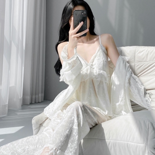 甜美蕾丝性感睡衣女纯欲2025秋冬金丝绒带胸垫长袖吊带长裤三件套