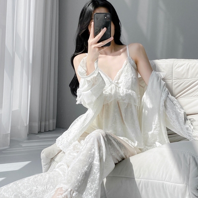 甜美蕾丝性感睡衣女纯欲2025秋冬金丝绒带胸垫长袖吊带长裤三件套