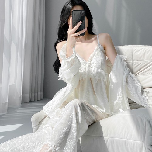 甜美蕾丝性感睡衣女纯欲2025秋冬金丝绒带胸垫长袖吊带长裤三件套