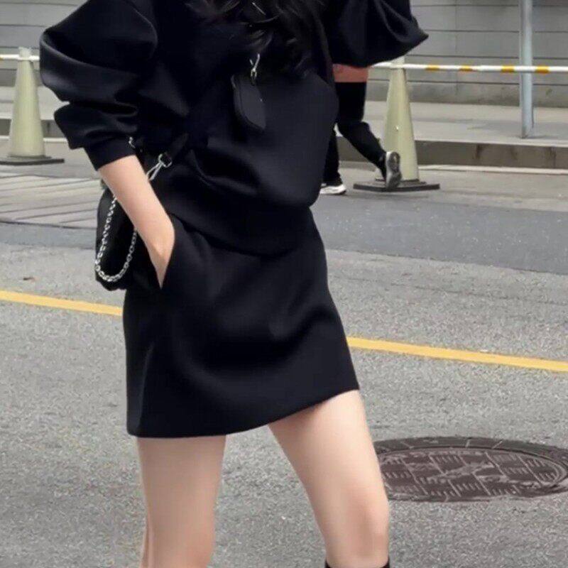 黑色西装半身裙女春秋大码2026新款高腰显瘦口袋气质百搭休闲短裙