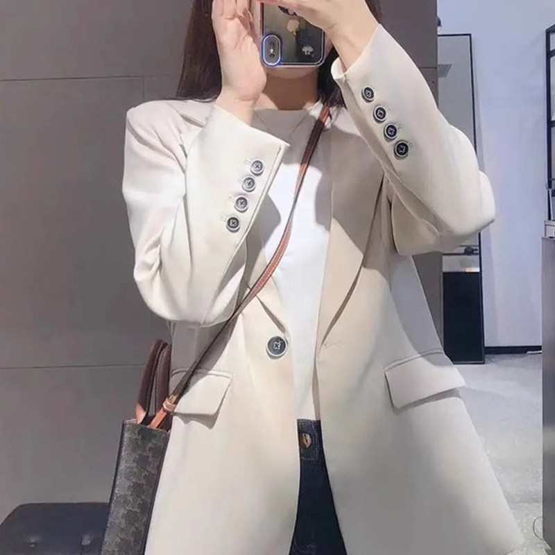 白色西装外套女春秋2025新款韩版高级感气质休闲 宽松短款西服上