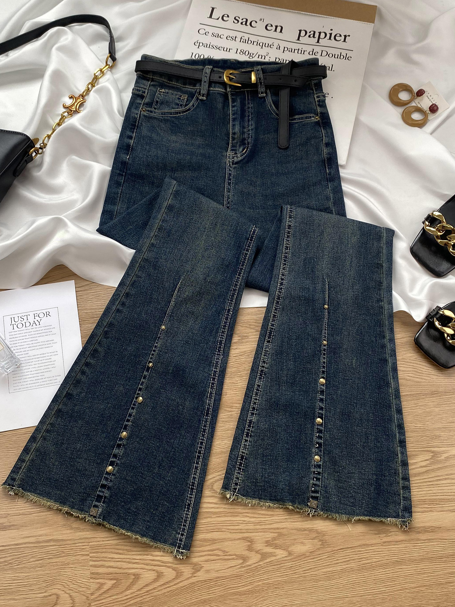 覆古微喇牛仔裤女春秋2025新款高腰修身显瘦设计感毛边马蹄喇叭裤