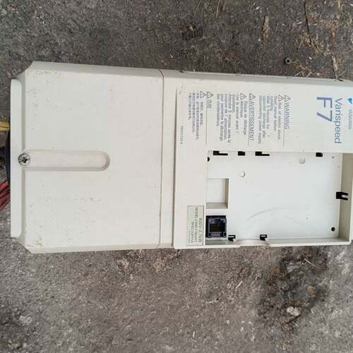 可维修安川F7变频器CIMR-F7B43P7，3.7KW，380V议价