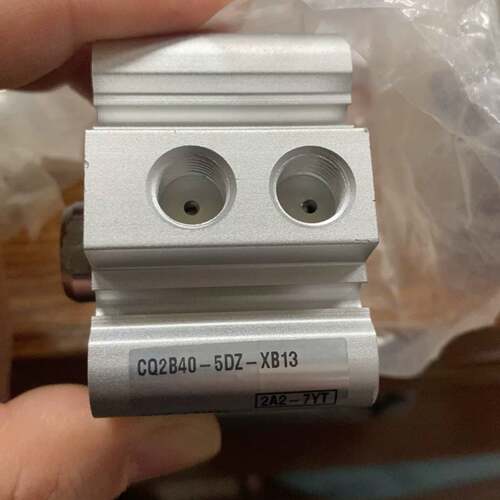 可议价正品气缸CQ2B40-5DZ-XB13四个