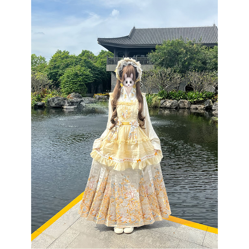 黄色汉洋折衷汉服女琵琶袖马面裙刺绣罩裙洛丽塔lolita裙甜美可爱