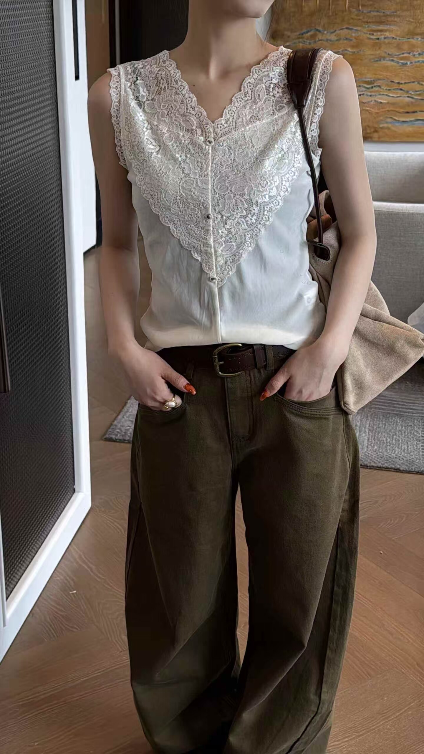 专注中高档女装清货2026欧货T恤