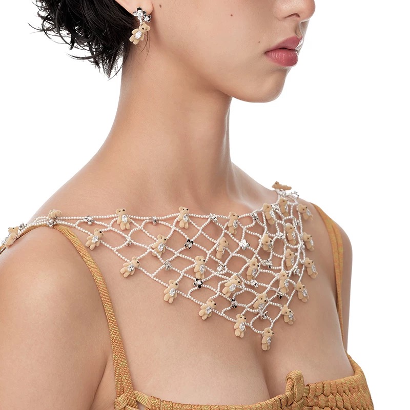 薄物上新 YVMIN尤目 千只mini熊三角巾珍珠项链生日礼物