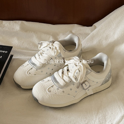 小卤球球 厚底小白鞋春季2026新款运动板鞋子女小个子显高德训鞋