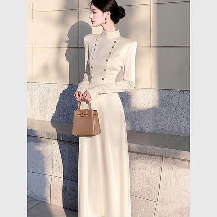 新款 白色长袖缎面礼服连衣裙女2025早春高端法式收腰长裙子A字裙