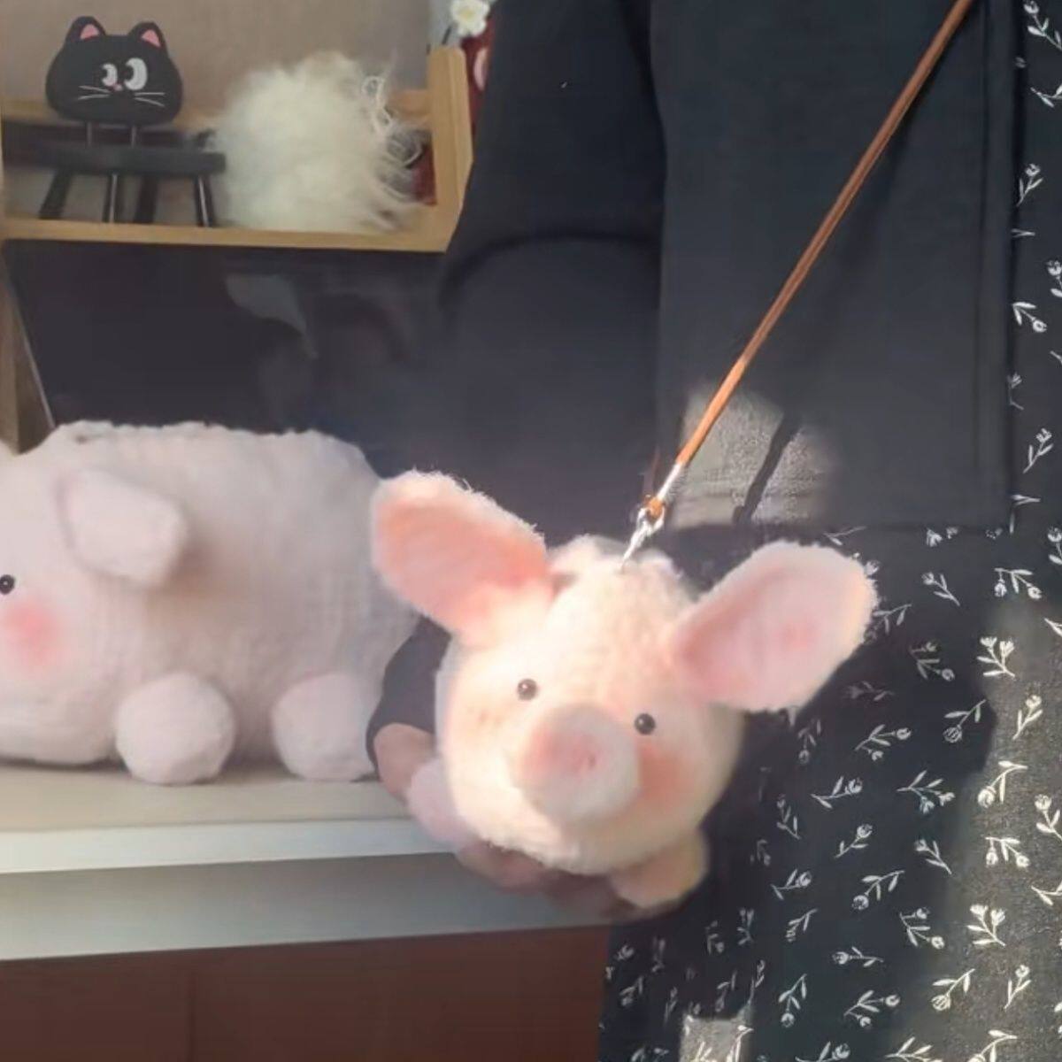 【成品】手工diy钩织立体飞天小猪包毛线可爱包秋冬款单肩斜挎女,服饰配件/皮带/帽子/围巾,DIY编织材料包,淘宝优惠券,粉丝福利购,淘宝优惠卷