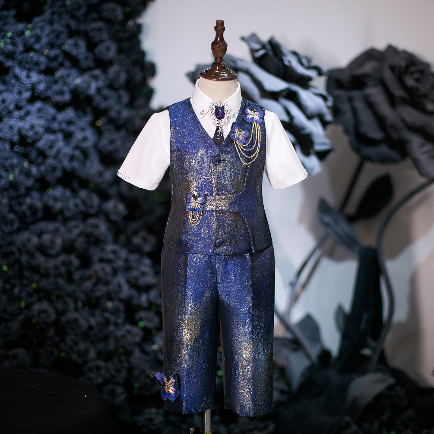 儿童西装套装2026新款轻奢蓝色马甲男童礼服高级感主持人服装演出