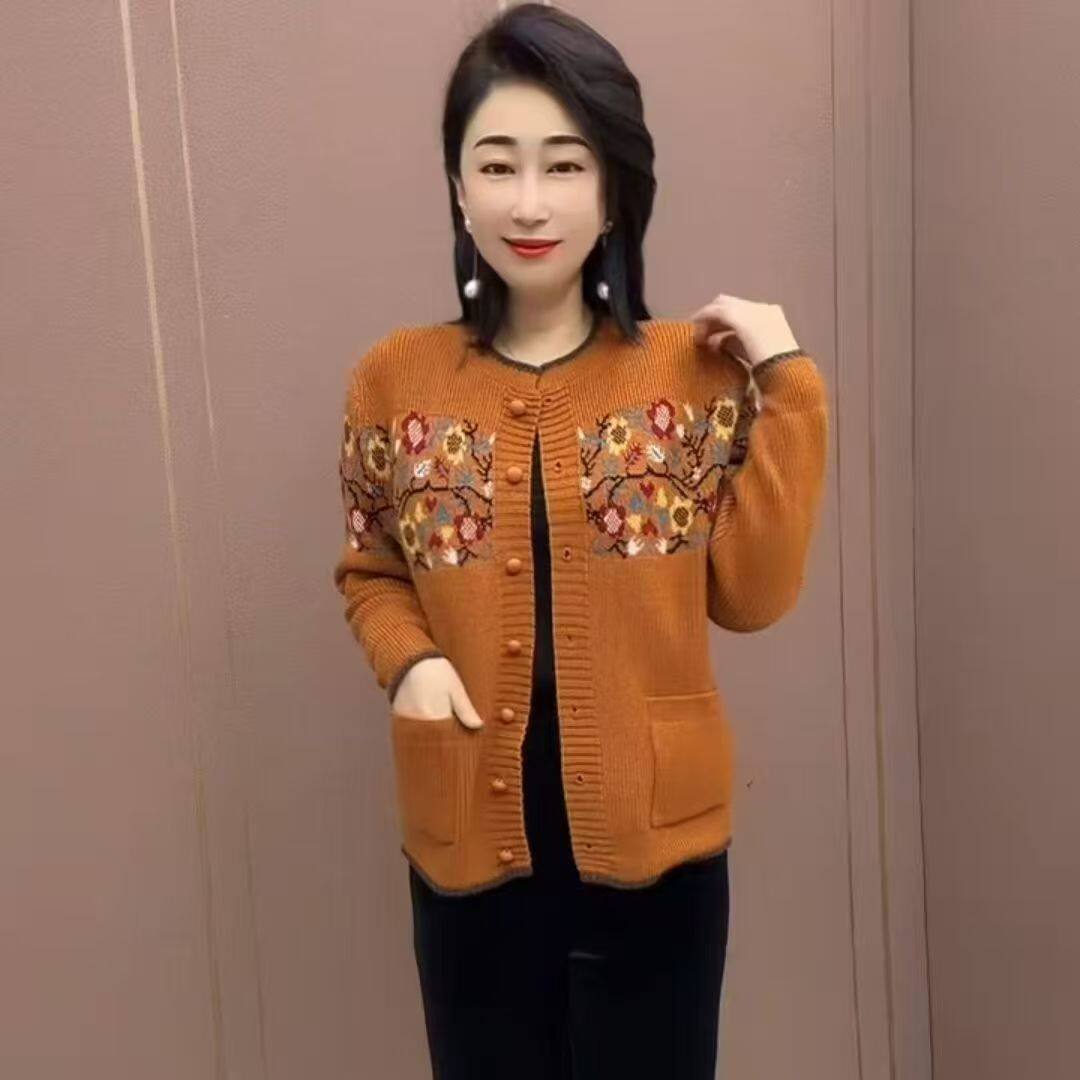 秋冬休闲洋气圆领套头民族风碎花单排扣针织打底衫毛衣女长袖开衫