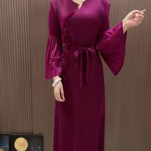 褶皱爆款连衣裙气质时尚腰系带遮肚子新款